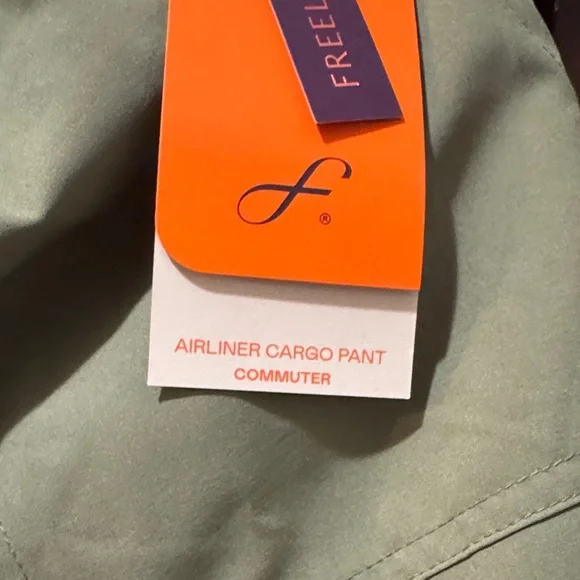 (See description for measurements) Freely Oversized Cargo Hoodie & Jogger Set - Picture 4 of 10